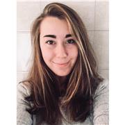 Ragazza universitaria offre ripetizioni